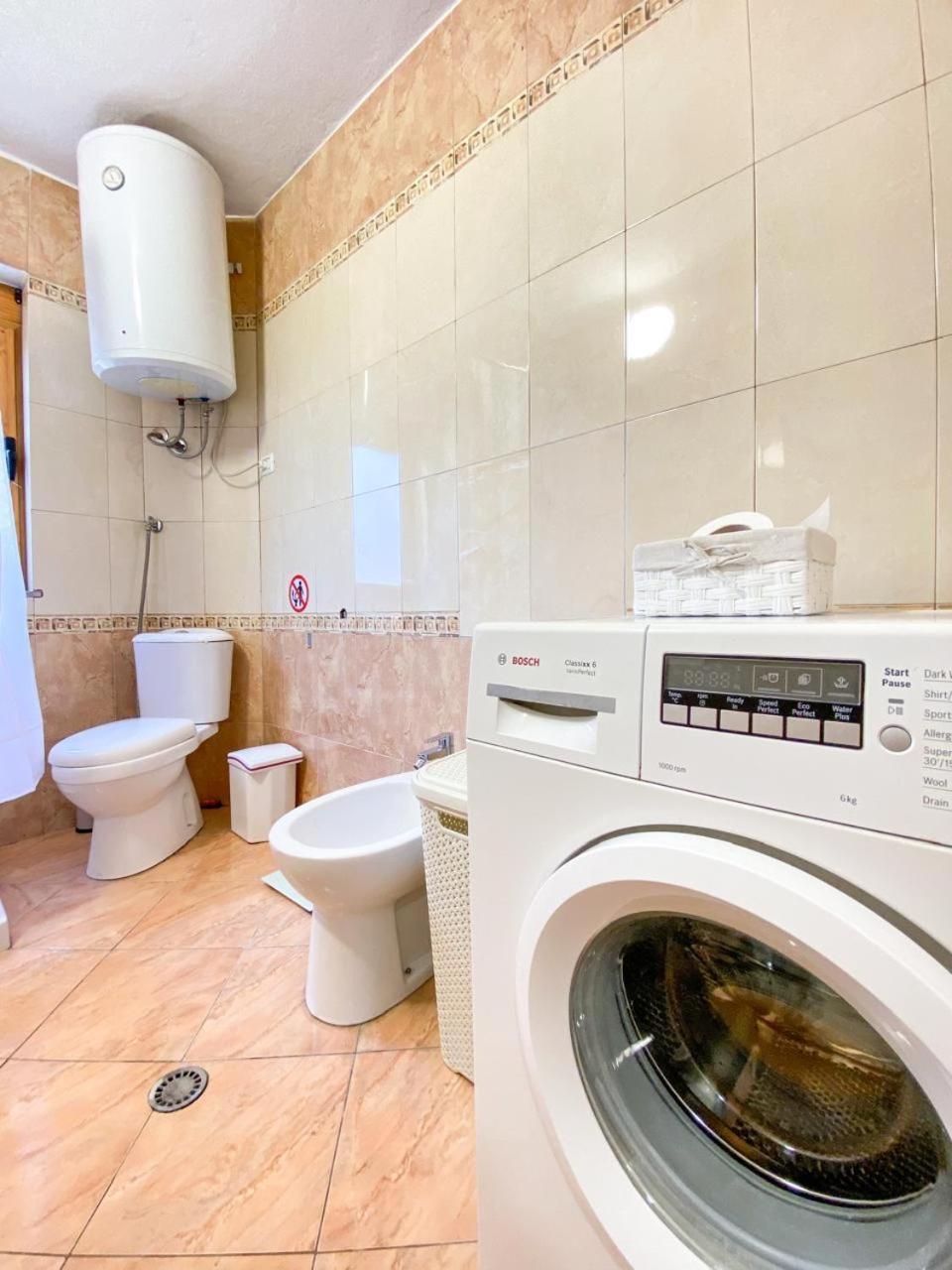 Block Inn Apartments Тирана Экстерьер фото